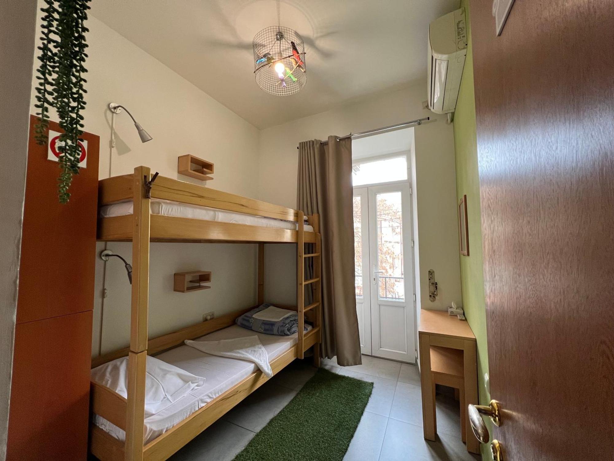 Envoy Hostel & Tours Erywań Zewnętrze zdjęcie