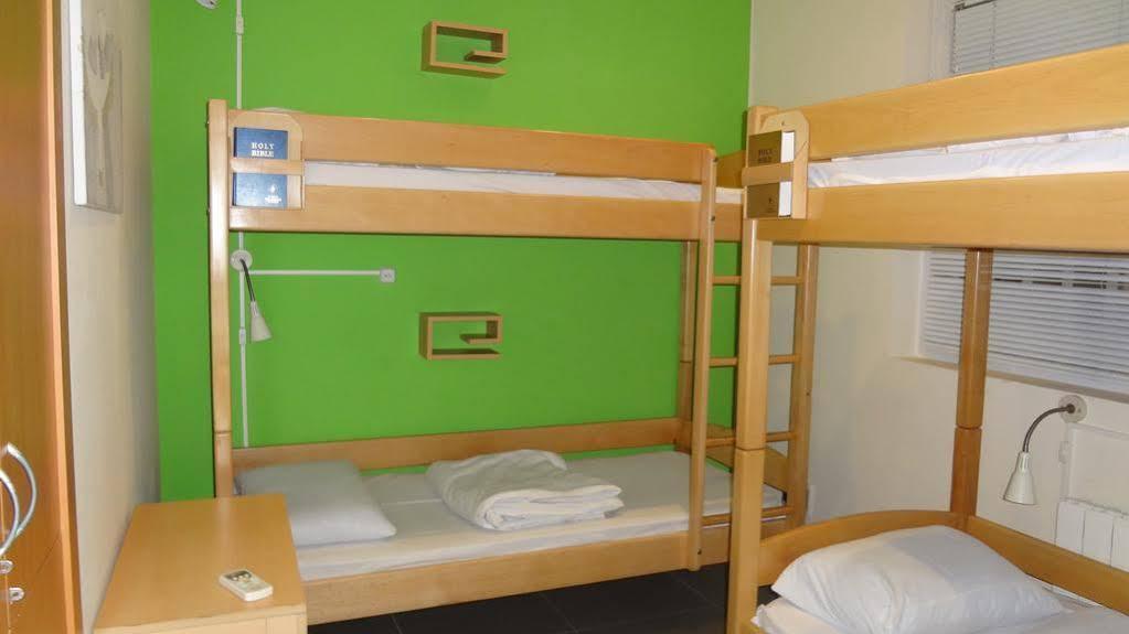 Envoy Hostel & Tours Erywań Zewnętrze zdjęcie